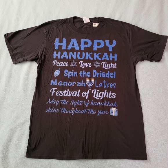 🆕️🏷 Hanukkah Graphic Tee 🆕️🏷 - Picture 1 of 2
